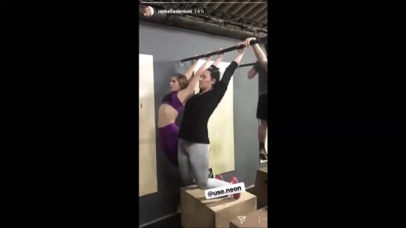 Isabella Santoni mostrou o corpo mais magro em treino de crossfit em vídeo publicado no Instagram