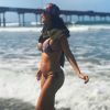 Débora Nascimento mostrou a barriguinha bem discreta da gravidez em foto de biquíni publicada no Instagram nesta sexta-feira, 20 de outubro de 2017