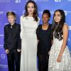 O look usado por Shiloh, filha de Angelina Jolie, dividiu opiniões nas redes sociais