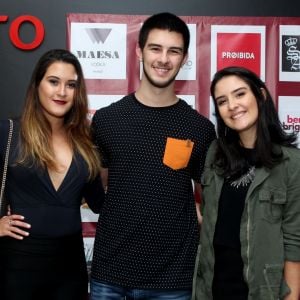 Filhos de Fátima Bernardes e William Bonner, Vinicius, Laura e Beatriz completam 20 anos, em 22 de outubro de 2017