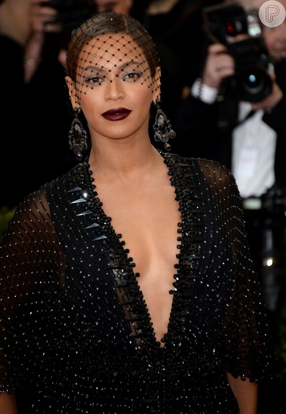 Beyoncé prestigia o Met Gala 2014