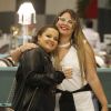 Marília Mendonça e Maiara, da dupla com Maraisa, foram juntas a shopping do Rio, nesta segunda-feira, 23 de outubro de 2017