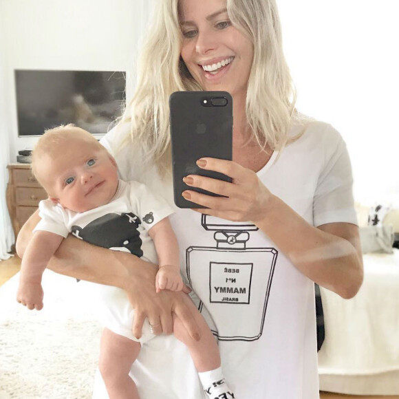 Karina Bacchi falou sobre a decisão de ter o filho de maneira independente