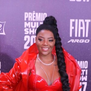 Ludmilla chamou atenção com trança longa que ia até o chão