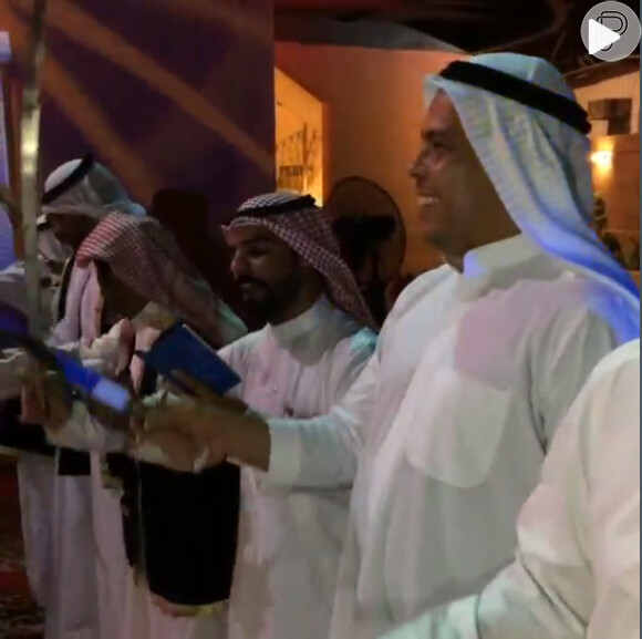 Ronaldo publicou um vídeo em que aparece em um ritual religioso no país