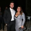 Ao lado do marido, Rodrigo Godoy, Preta Gil exibiu um vestido com decote caprichado no casamento da modelo Michelle Alves com o empresário israelense Guy Oseary, realizado no Rio de Janeiro, em 24 de outubro de 2017