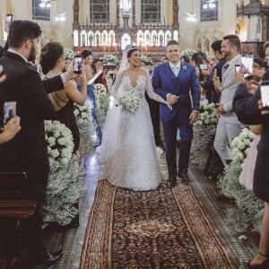Ex-BBB Munik Nunes se casou no início do mês com o empresário Anderson Felício 