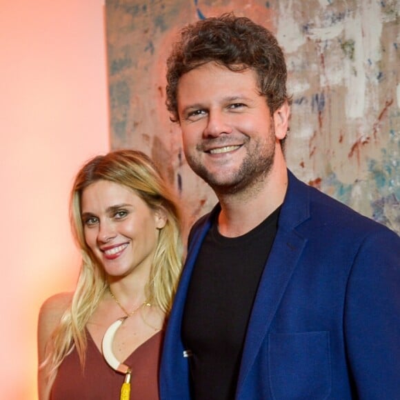 Carolina Dieckmann e Selton Mello protagonizam 'Treze Dias Longe do Sol'