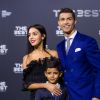Cristiano Ronaldo, Georgina Rodríguez, Cristiano Ronaldo Junior e os gêmeos Mateo e Eva apareceram no vídeo ao vivo no Instagram do atleta
