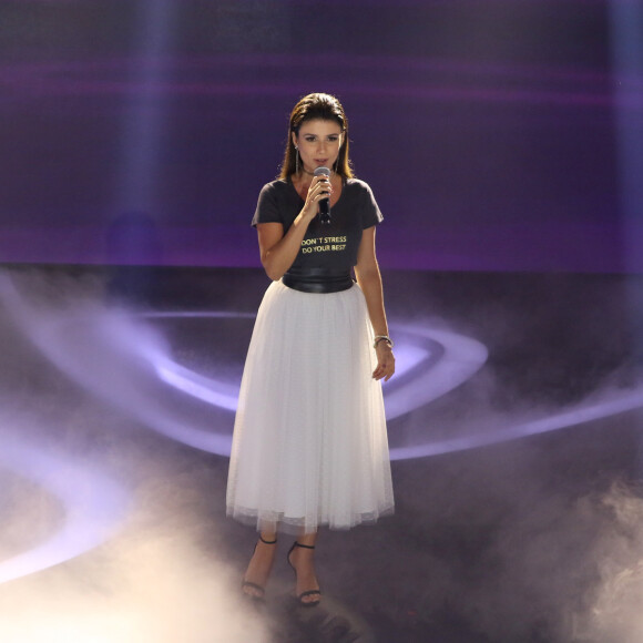 Atração do Teleton 2017, Paula Fernandes foi a primeira entrevistada por Eliana em seu retorno à TV