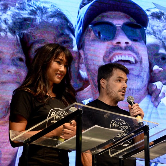 Dani Suzuki apresentou evento beneficente, em São Paulo, ao lado do irmão de Rodrigo Faro, Danilo Faro
