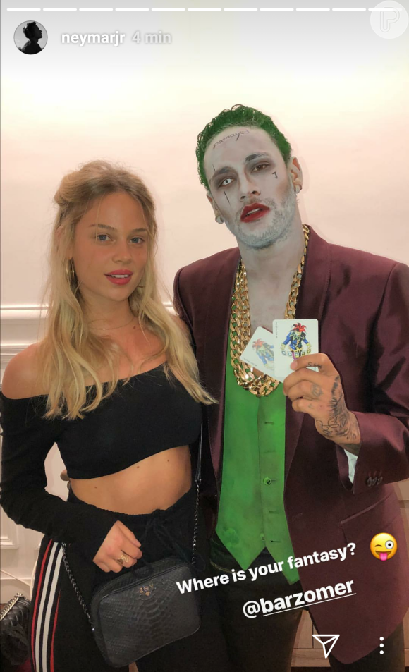 Neymar levantou rumores de affair ao curtir o Halloween ao lado da modelo israelense Bar Zomer, na terça-feira, 31 de outubro de 2017