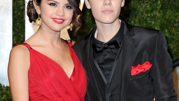 Justin Bieber quer reatar namoro com Selena Gomez: 'Feliz que está solteira'