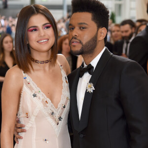 The Weeknd estava entediado no relacionamento e alegou ter perdido a paixão