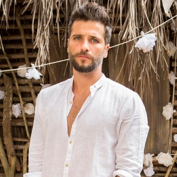 'Tem mais de 2 anos e eu preciso voltar no doutor', acrescentou Bruno Gagliasso