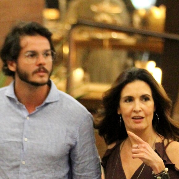 Fátima Bernardes e Túlio Gadêlha foram flagrados em clima de romance na última quinta-feira, 2 de novembro de 2017