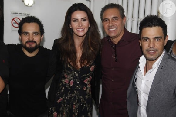Lizandra Souto foi ao show de Zezé Di Camargo e Luciano acompanhada do marido Gustavo Fernandes
