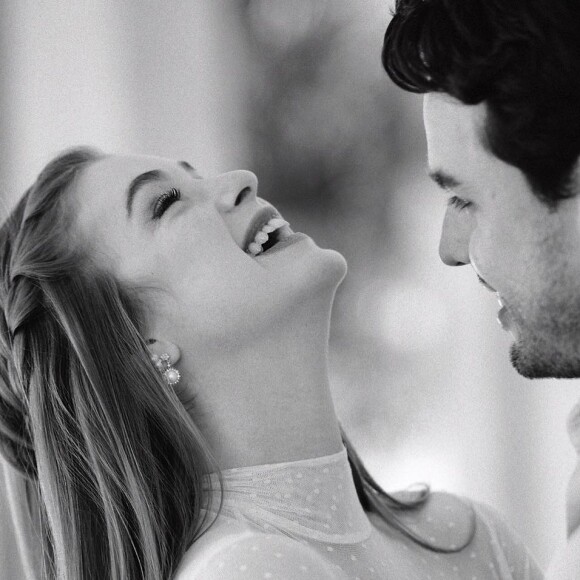Marina Ruy Barbosa faz post para o marido, Xandinho Negrão, em 7 de novembro de 2017: 'Volta pra mim'