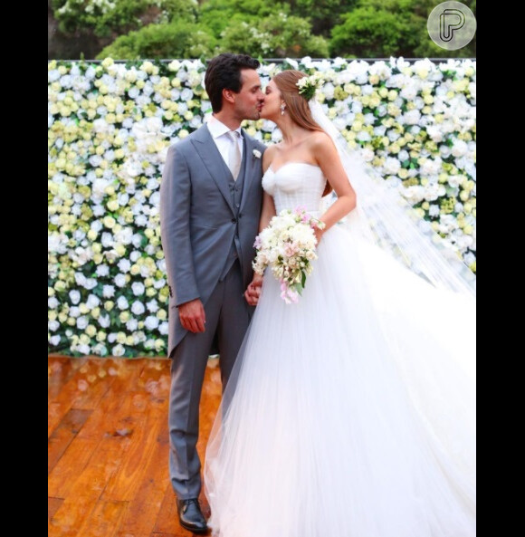 Marina Ruy Barbosa e Xandinho Negrão se casaram no dia 7 de outubro