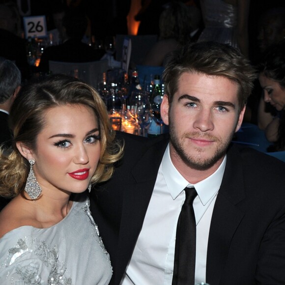 Os atores Miley Cyrus e Liam Hemsworth se casaram há seis meses 
