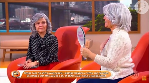 Larissa Manoela se emocionou ao ver a mãe, Silvana, também envelhecida com maquiagem