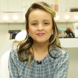 Larissa Manoela, na primeira fase da transformação, ficou com 41 anos