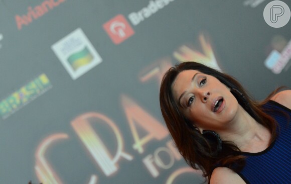 Claudia Raia conversa com a imprensa na coletiva do musical 'Crazy For You', no Rio de Janeiro