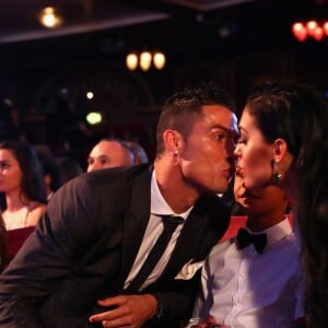 Cristiano Ronaldo pretende subir ao altar com a namorada Georgina Rodriguez em 2018