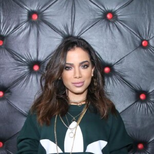 Anitta cantou quase toda a primeira parte, entretanto, na estrofe 'Gigante pela própria natureza', ela usou a segunda parte 'Mas, se ergues a justiça a clava forte...', a pedido da direção da Fórmula 1, para encurtar a versão original