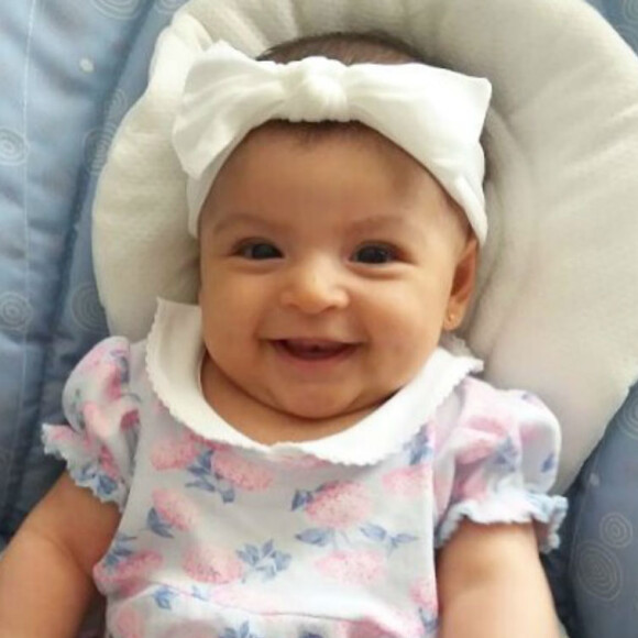 Carol Castro deu à luz Nina, sua primeira filha com Felipe Prazeres, em agosto de 2017