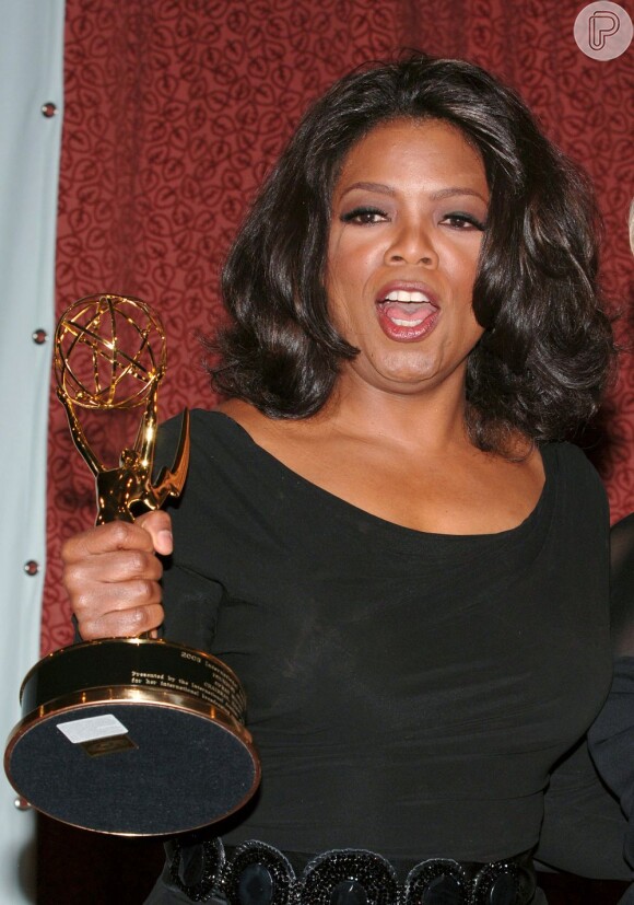Oprah Winfrey recebeu, em 2005, o prêmio Emmy Intrenacional Gala