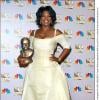 Em 2002, Oprah Winfrey ganhou prêmio na 54ª edição do Annual Emmy Awards