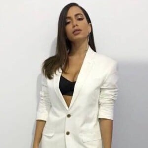 Garota-propaganda da Renault, Anitta ganhou cachê de R$ 2 milhões em apresentação no GP de Fórmula 1, no ultimo domingo, 12 de novembro de 2017