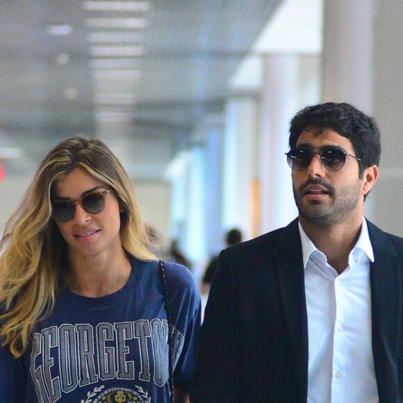 Grazi Massafera e Patrick Bulus assumiram o relacionamento em 2016