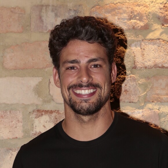 'Ilha de Ferro', com Cauã Reymond no elenco, tem estreia prevista para abril de 2018