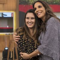 Filha de Fátima Bernardes, Bia Bonemer visita 'mãe' no trabalho: 'Foi ver Ivete'