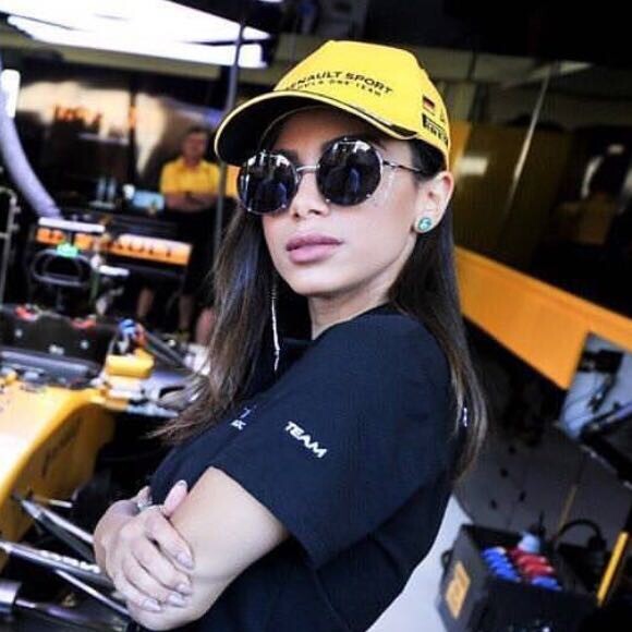 Anitta embolsou R$ 300 mil para cantar o Hino Nacional brasileiro no GP Brasil de Fórmula 1