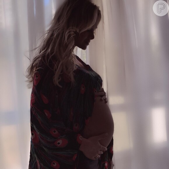 Eliana sofreu um deslocamento de placenta no início da gravidez de Manuela