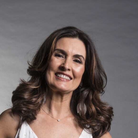 Fátima Bernardes declarou-se a Túlio Gadêlha com um trecho de música: 'Quem sabe isso quer dizer amor, estrada de fazer o sonho acontecer'