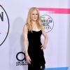 Nicole Kidman de Olivier Theyskens, coleção primavera 2018, na 45ª edição do American Music Awards 2017, realizado em Los Angeles, na Califórnia, em 19 de novembro de 2017