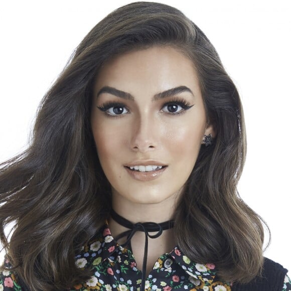 Marina Moschen elegeu as peças-chave do seu guarda-roupa: 'Adoro jeans, camiseta, vestidos fluidos'