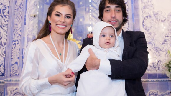 Bruna Hamú batiza o filho, Júlio, de 6 meses: 'Momento único e especial'. Fotos!