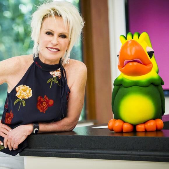 'Eu abracei o programa Bem Querer Mulher e quero você comigo. Você e eu unidas mudamos a história da mulher brasileira', pediu Ana Maria Braga