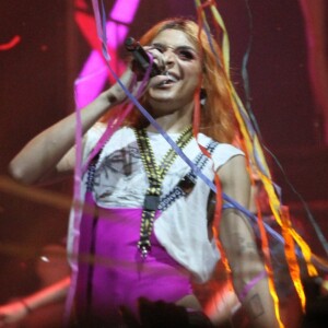 Pabllo Vittar encerrou o seu show com muita festa