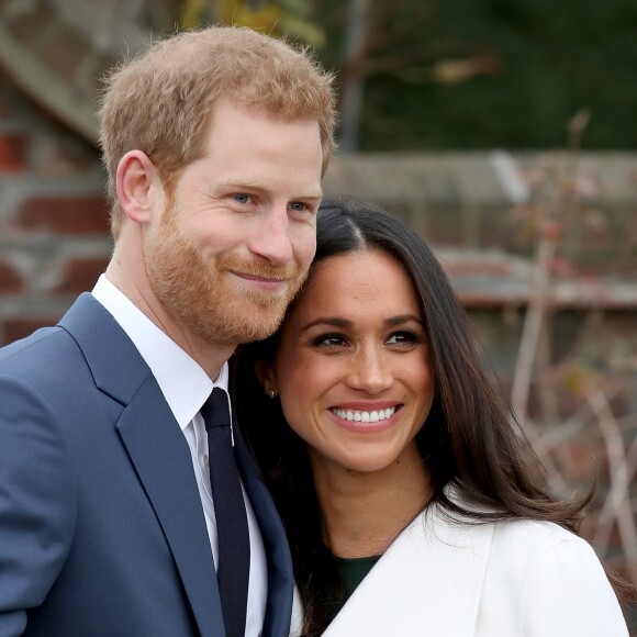 Príncipe Harry e Meghan Markle foram clicados nesta segunda-feira, 27 de novembro de 2017