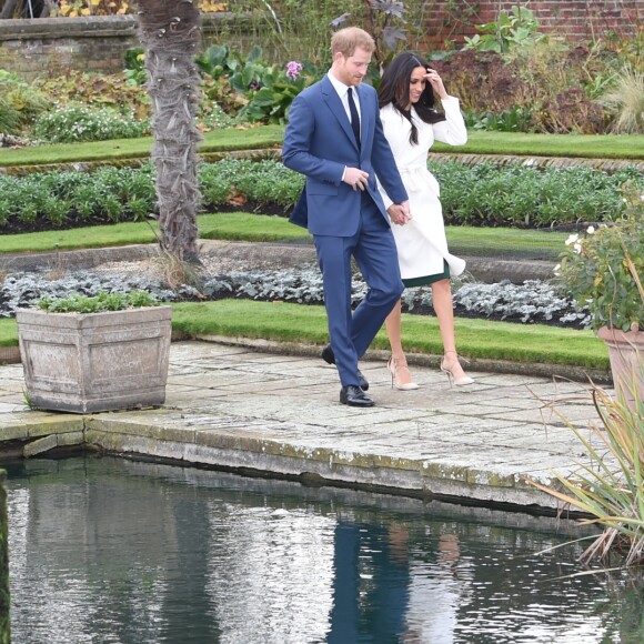 O Palácio de Kensington anunciou o noivado de príncipe Harry e Meghan Markle na manhã desta segunda-feira, 27 de novembro de 2017