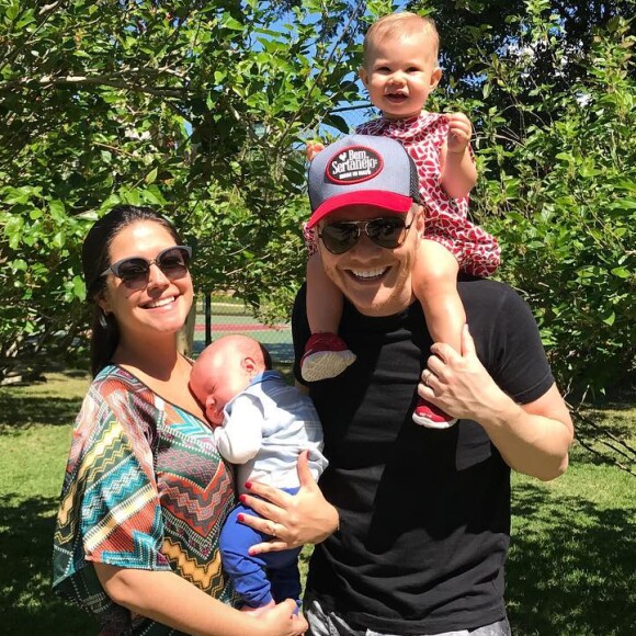 Thais Fersoza sempre compartilha momentos fofos com a família em seu Instagram