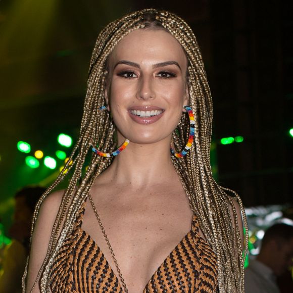 Fernanda Keulla exibe cabelo trançado na festa Programação de Verão 2018 de Salvador, realizada em São Paulo