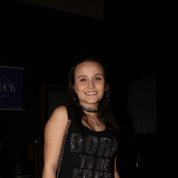 Larissa Manoela repensou sobre ideia de morar sozinha: 'Difícil deixar pai e mãe'
