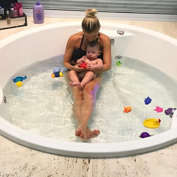 Andressa Suita enfrentou várias dificuldades para amamentar o filho, Gabriel